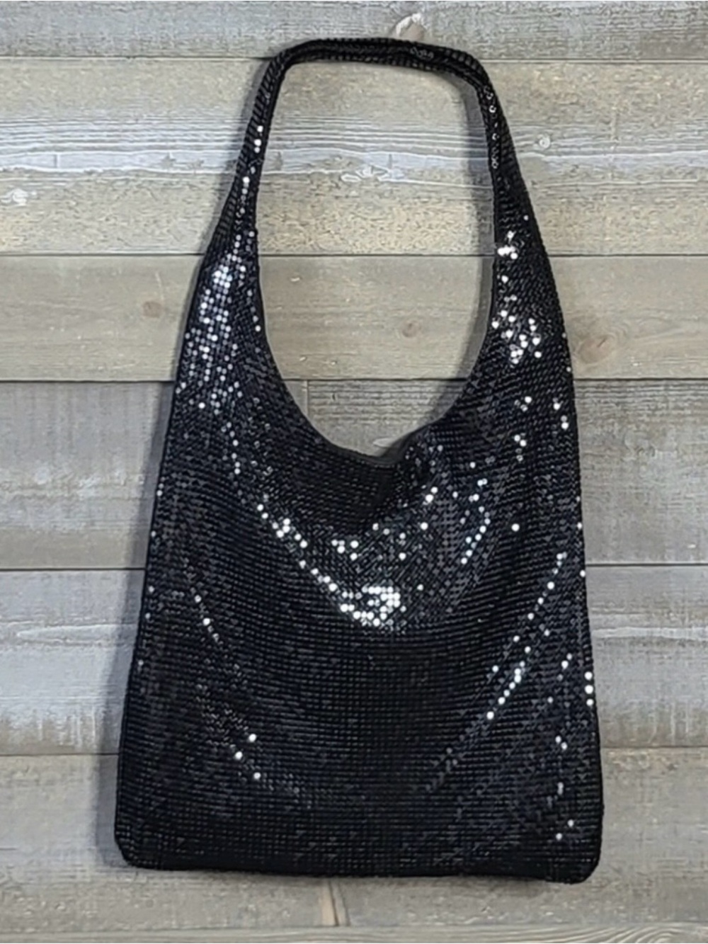 NWT Urban Outfitters Gaia
Chainmail Shoulder Hobo Bag
